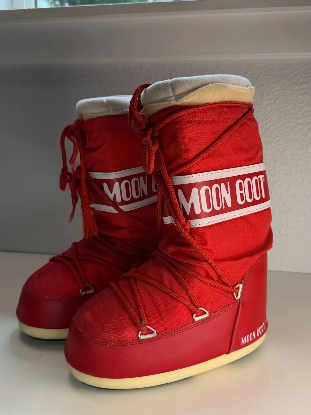 Moon Boot Original Red Nylon Snow Boots kids EU 31 34 Kids 13.5 - 2.5